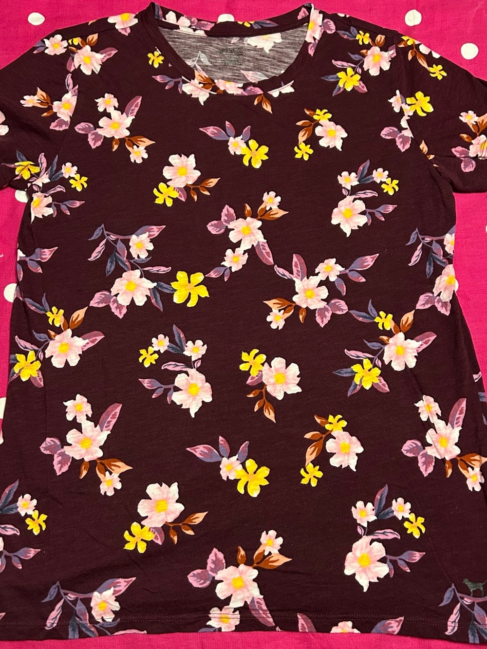 PINK Victoria's Secret Maroon Floral Short-Sleeve Tee Small